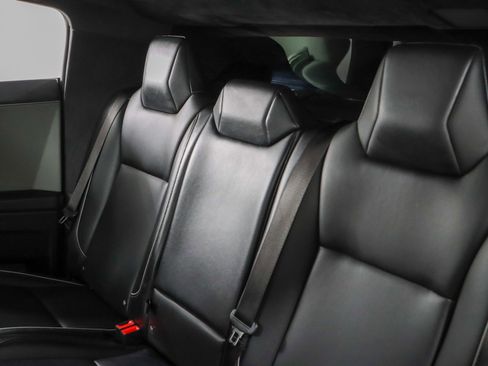 Used 2024 Tesla Cybertruck AWD Crew Cab image 22