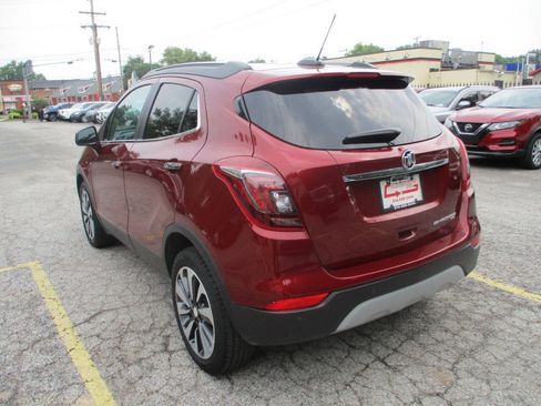 Used 2021 Buick Encore Preferred w/ Safety Package II AWD/4WD image 2