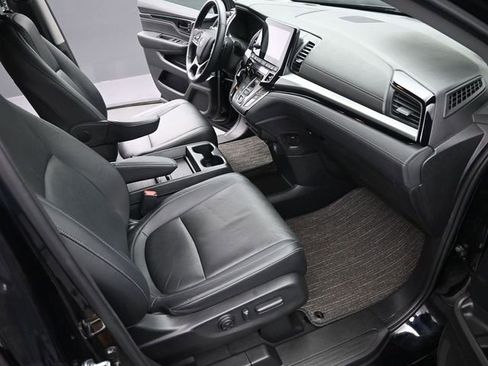 Used 2022 Honda Odyssey Touring image 17