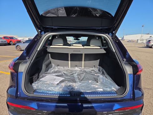 New 2025 Audi Q5 Premium Plus image 8