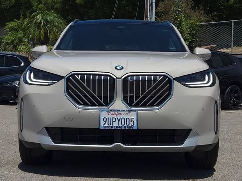 Used 2026 BMW X3 xDrive30i w/ Premium Package AWD/4WD image 2