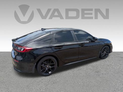Used 2023 Honda Civic Sport image 4