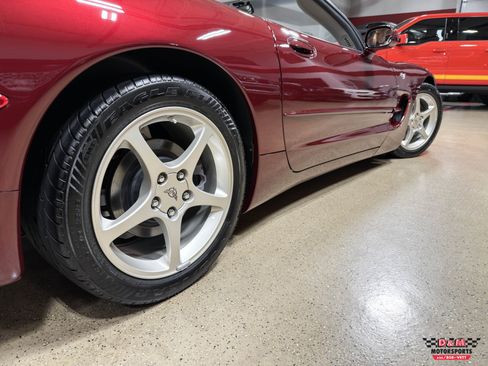 Used 2003 Chevrolet Corvette Convertible w/ Preferred Equipment Group1 image 45