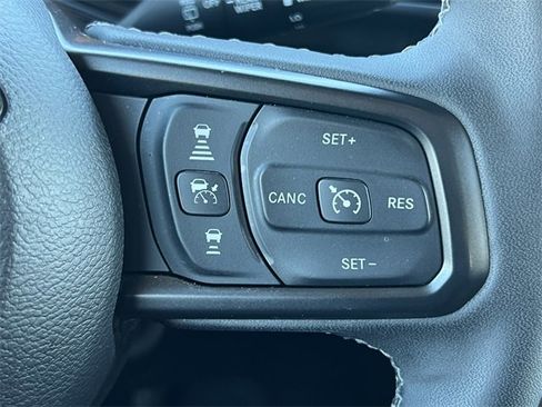 Used 2025 Jeep Wrangler Unlimited Rubicon 4xe w/ Convenience Group image 23