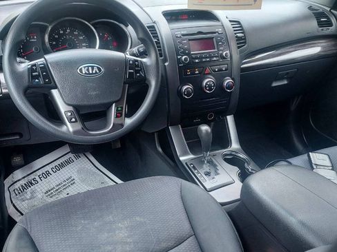 Used 2011 Kia Sorento LX AWD/4WD image 8