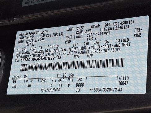 Used 2022 Ford Escape SE w/ SE Sport Appearance Package AWD/4WD image 25