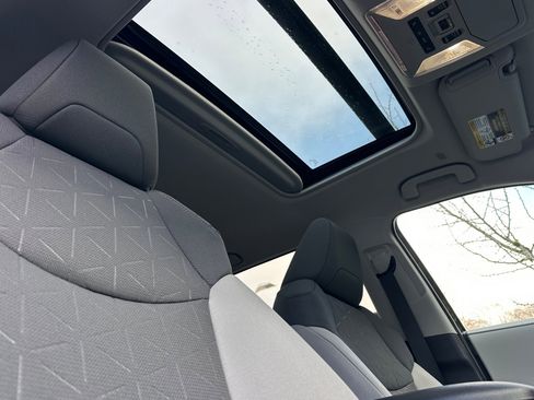 New 2025 Toyota RAV4 XLE w/ Convenience Package image 15