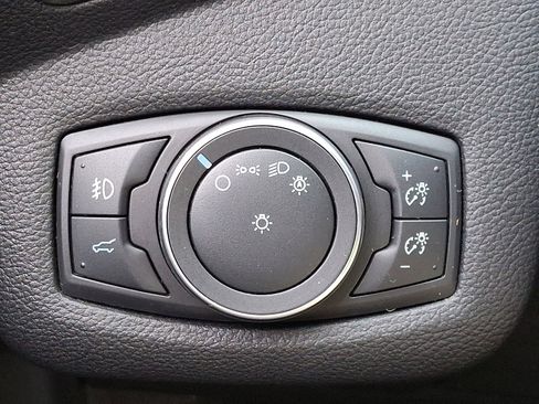 Used 2018 Ford Escape Titanium image 25