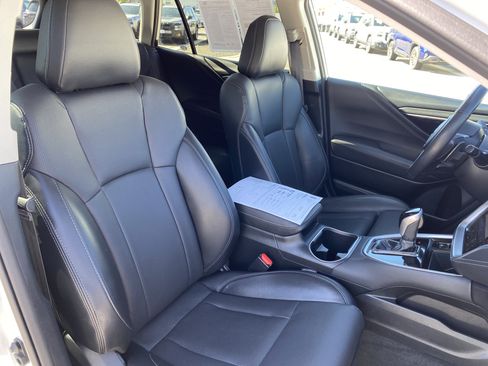 Used 2023 Subaru Outback Limited XT AWD/4WD image 21