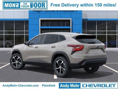 New 2026 Chevrolet Trax RS FWD image 4