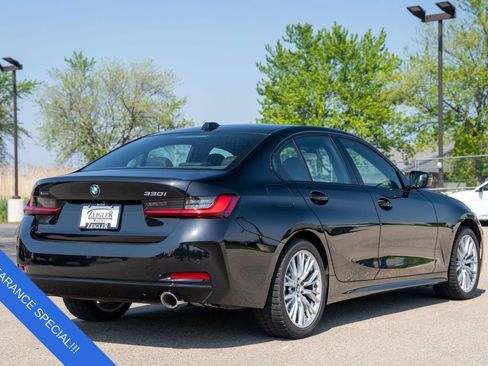 Used 2023 BMW 330i xDrive Sedan w/ Premium Package image 7