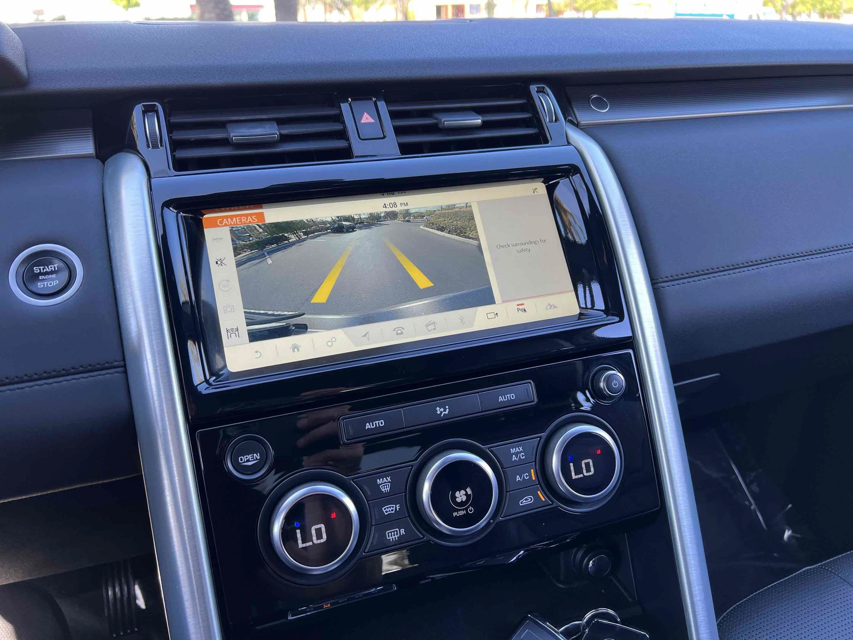 Used 2018 Land Rover Discovery HSE AWD/4WD image 9