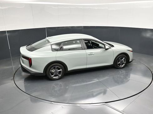Used 2025 Kia K4 FWD image 40