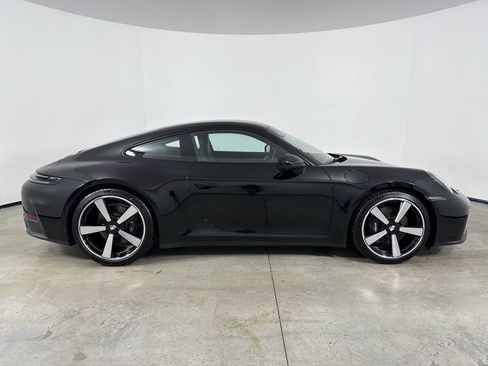 Certified 2025 Porsche 911 Carrera RWD image 8