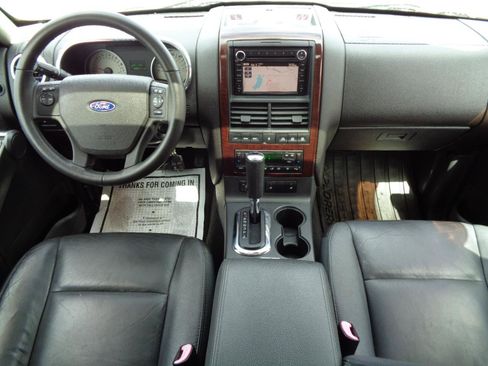 Used 2008 Ford Explorer Limited AWD/4WD image 8