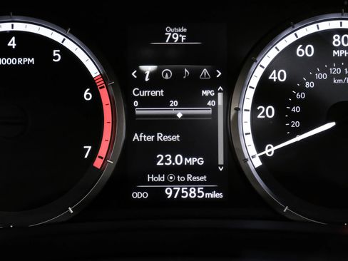 Used 2016 Lexus RC 200t image 20