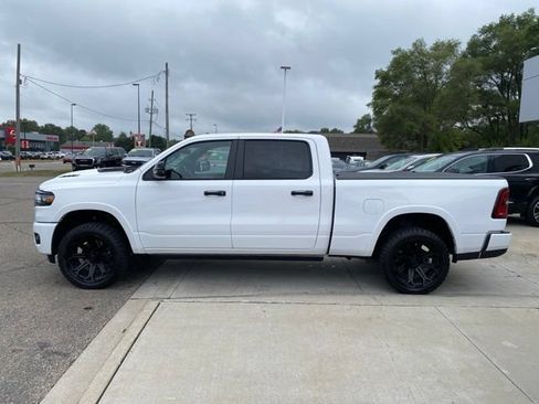Used 2025 RAM 1500 Laramie w/ Night Edition AWD/4WD image 7