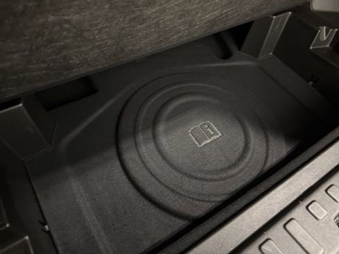 Used 2024 Chevrolet Equinox LT image 27