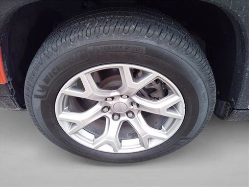 Used 2022 Jeep Wagoneer Series II RWD image 9
