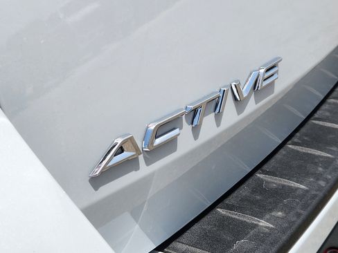 New 2026 Ford Explorer Active w/ Active Comfort Package RWD image 9