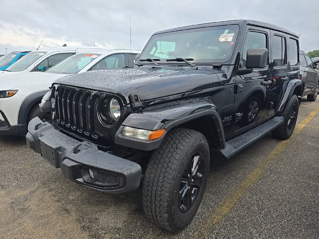 Used 2022 Jeep Wrangler Unlimited Sahara AWD/4WD image 1