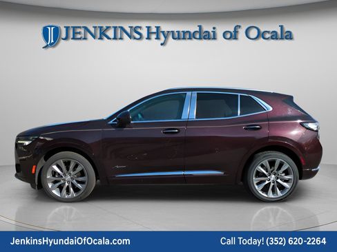 Used 2021 Buick Envision Avenir w/ Technology Package II image 4