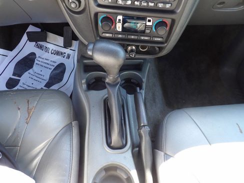 Used 2003 Chevrolet TrailBlazer LTZ image 33