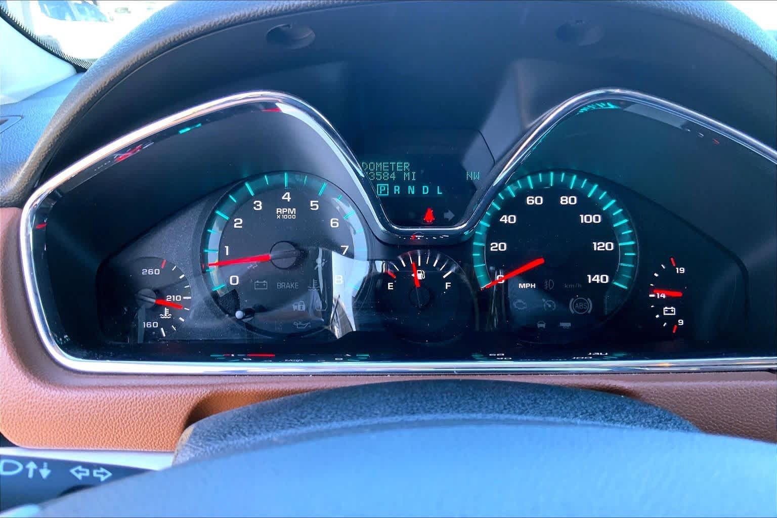 Used 2016 Chevrolet Traverse LTZ FWD image 24