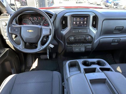 Used 2020 Chevrolet Silverado 1500 Custom w/ Custom Value Package AWD/4WD image 14
