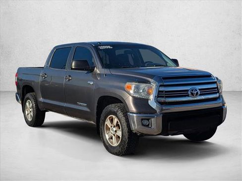 Used 2016 Toyota Tundra SR5 image 3