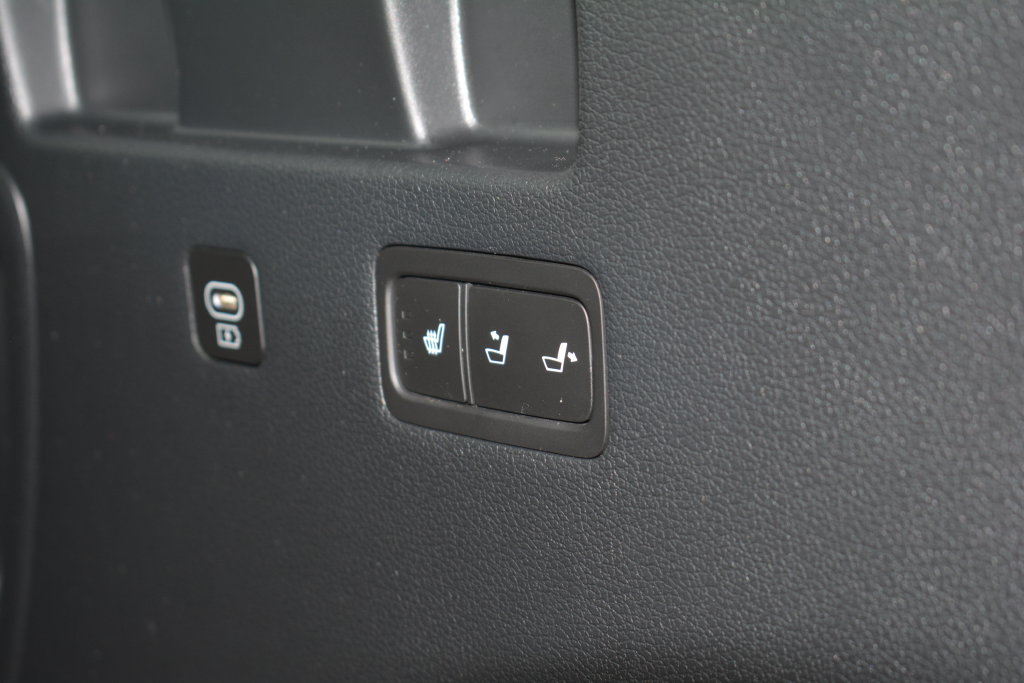 Used 2024 Hyundai Palisade Limited AWD/4WD image 29