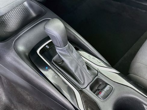 Certified 2022 Toyota Corolla LE FWD image 16