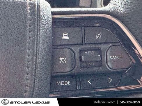 Used 2023 Toyota Sequoia Limited image 23