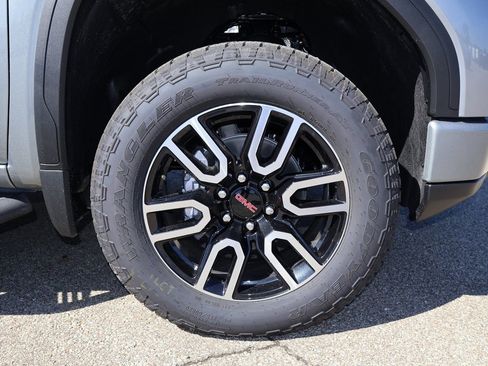 New 2026 GMC Sierra 1500 AT4 w/ AT4 Premium Package image 31