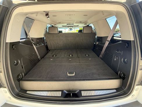 Used 2017 Cadillac Escalade Premium Luxury image 29