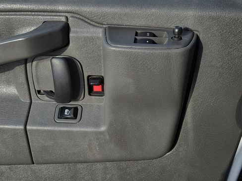 Used 2023 Chevrolet Express 3500 LS RWD image 14