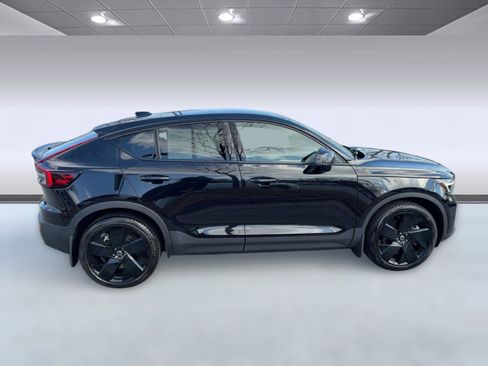 Used 2025 Volvo EC40 Ultra image 8