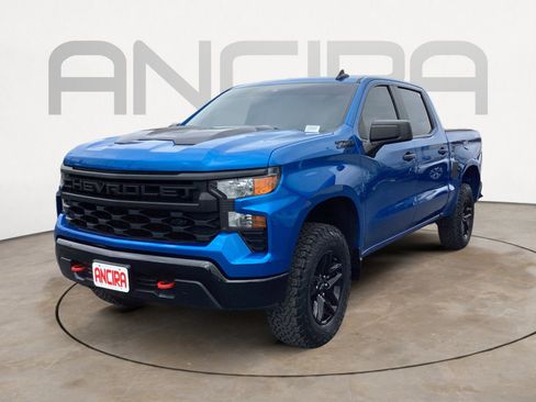 Used 2024 Chevrolet Silverado 1500 Custom Trail Boss w/ LPO, Dark Essentials Package image 7