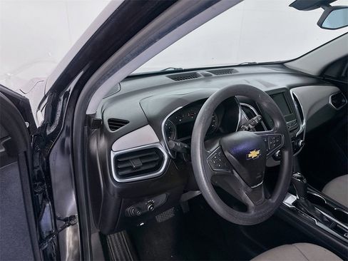 Used 2019 Chevrolet Equinox LT image 9