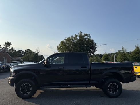 Used 2018 RAM 2500 Power Wagon w/ Luxury Group image 10