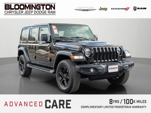 Used 2022 Jeep Wrangler Unlimited Sahara AWD/4WD image 1