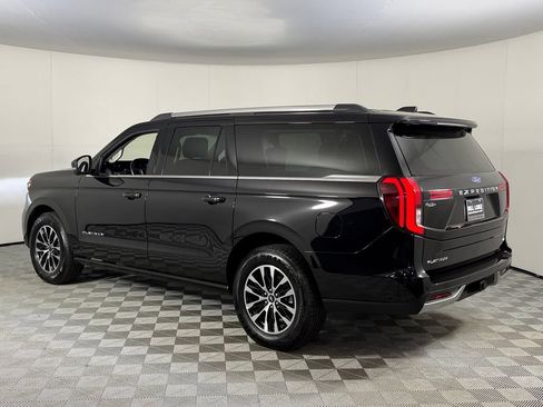 Used 2025 Ford Expedition Max Platinum AWD/4WD image 8
