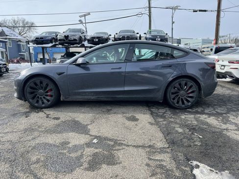 Used 2022 Tesla Model 3 Performance image 9