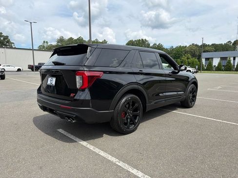 Used 2022 Ford Explorer ST w/ Equipment Group 401A AWD/4WD image 8