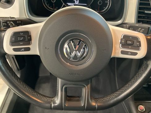 Used 2013 Volkswagen Beetle 2.5 image 15