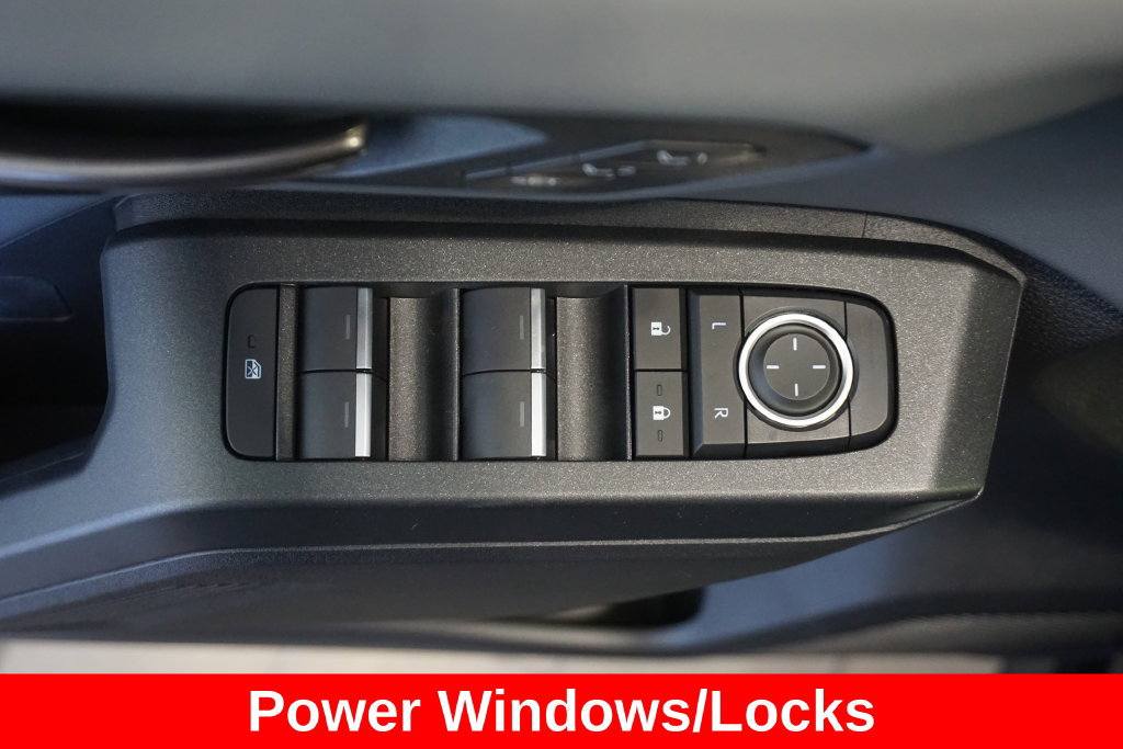 Used 2026 Toyota RAV4 XSE w/ Panoramic Sun Roof Package AWD/4WD image 6