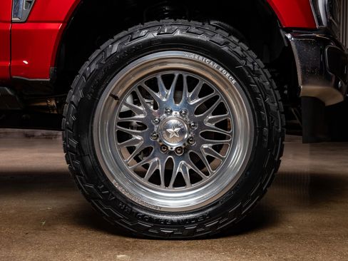 Used 2025 Ford F250 King Ranch w/ Chrome Package image 12