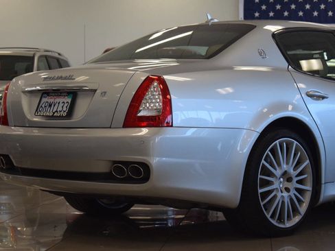 Used 2011 Maserati Quattroporte S RWD image 36