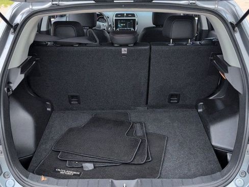 Used 2025 Mitsubishi Outlander Sport AWD image 28