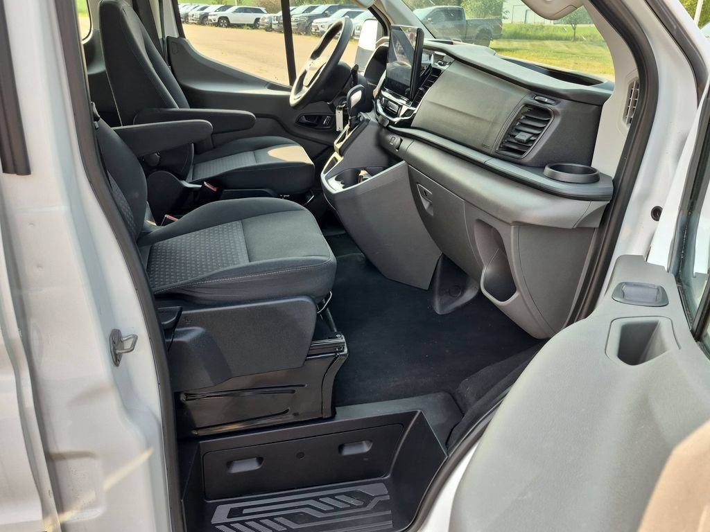 Used 2023 Ford Transit 350 XLT RWD image 31